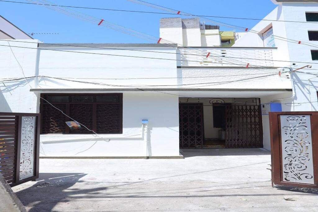 Heritage Home With 3 Bed/3 Bath With Kitchen In A Residential Neighborhood. Madurai Exterior foto