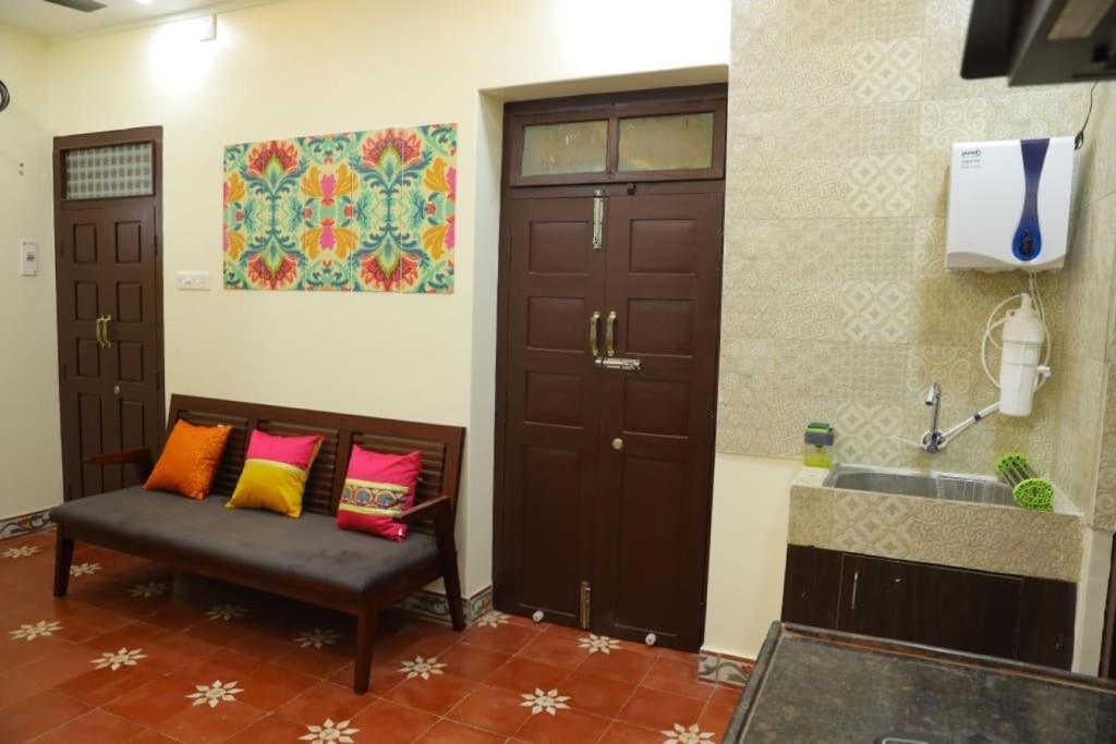 Heritage Home With 3 Bed/3 Bath With Kitchen In A Residential Neighborhood. Madurai Exterior foto