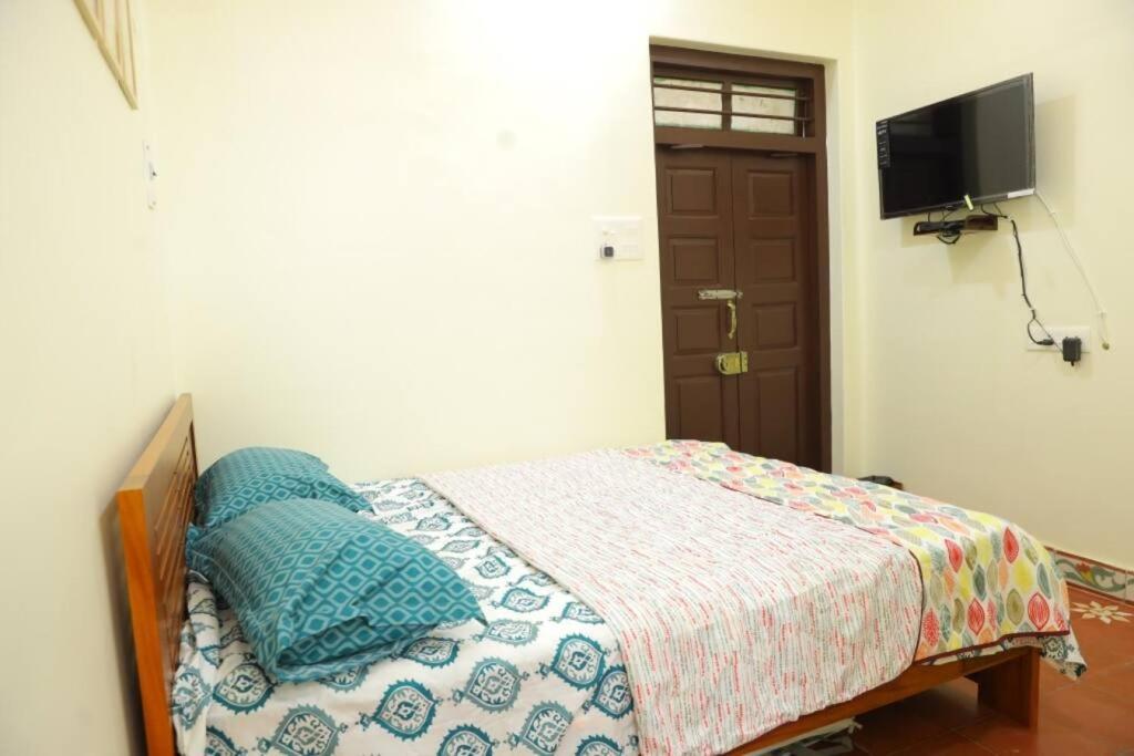 Heritage Home With 3 Bed/3 Bath With Kitchen In A Residential Neighborhood. Madurai Exterior foto