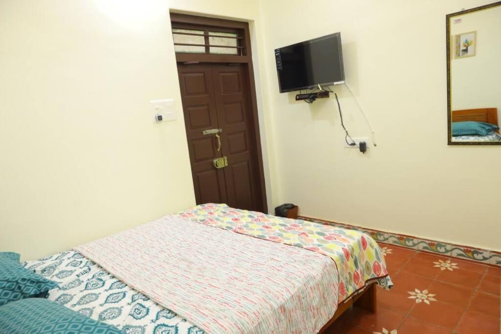 Heritage Home With 3 Bed/3 Bath With Kitchen In A Residential Neighborhood. Madurai Exterior foto