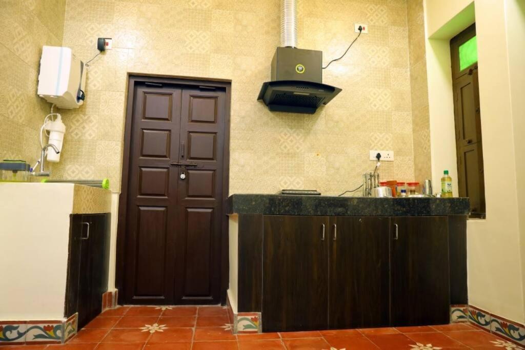 Heritage Home With 3 Bed/3 Bath With Kitchen In A Residential Neighborhood. Madurai Exterior foto